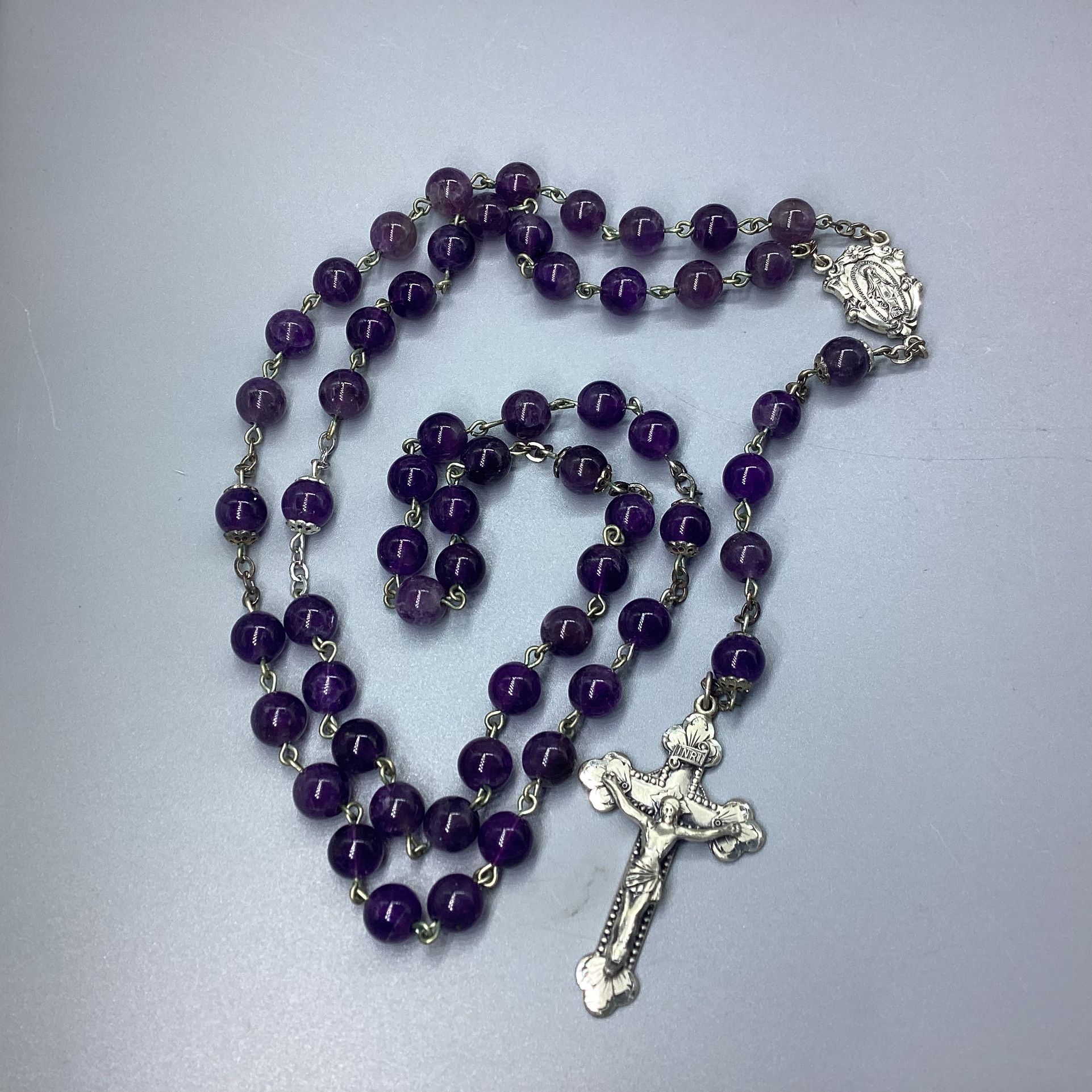 Amethyst CREED STERLING SILVER ROSARY - 59.6gm 22" - used vintage Prayer Beads The Amethyst CREED Sterling Silver Rosary is a vintage prayer bead meas