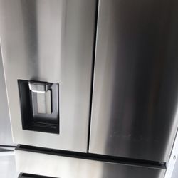 Samsung 4 Door Refrigerator Good Condition