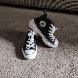 Size 3 Kids Sneakers (BUNDLING AVAILABLE)
