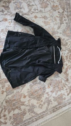 Womans Lululemon size 4 jacket