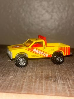 Hot Wheels Rescue Pickup Toy Truck