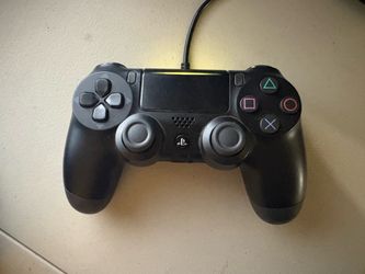Sony DualShock 4 Wireless PS4 Controller Black w/ Built-In Touch Pad
