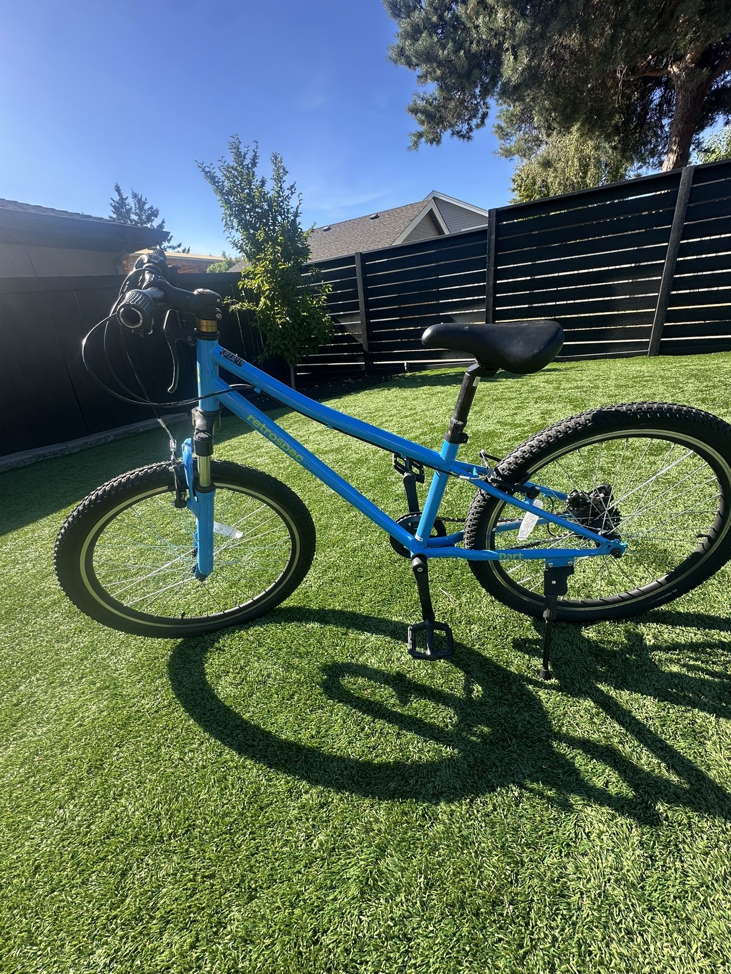 Dart 24” Kids’ Bike 7 Speed (8-11 years)