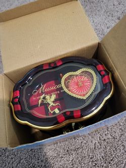 Musical Jewelry Box