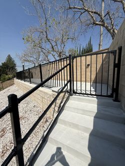 FENCE PANEL & GATES - FENCING - GATE