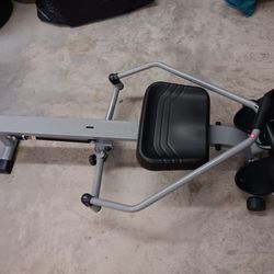 Sunny Health Compact Full-Motion Rowing Machine
