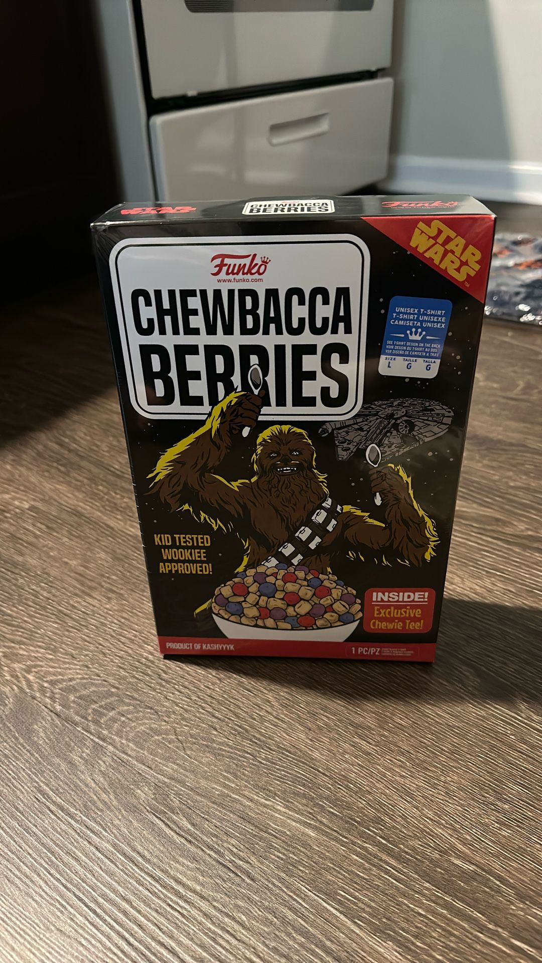 Star Wars Chewbacca Berries Funko Shirt Large New In Box 