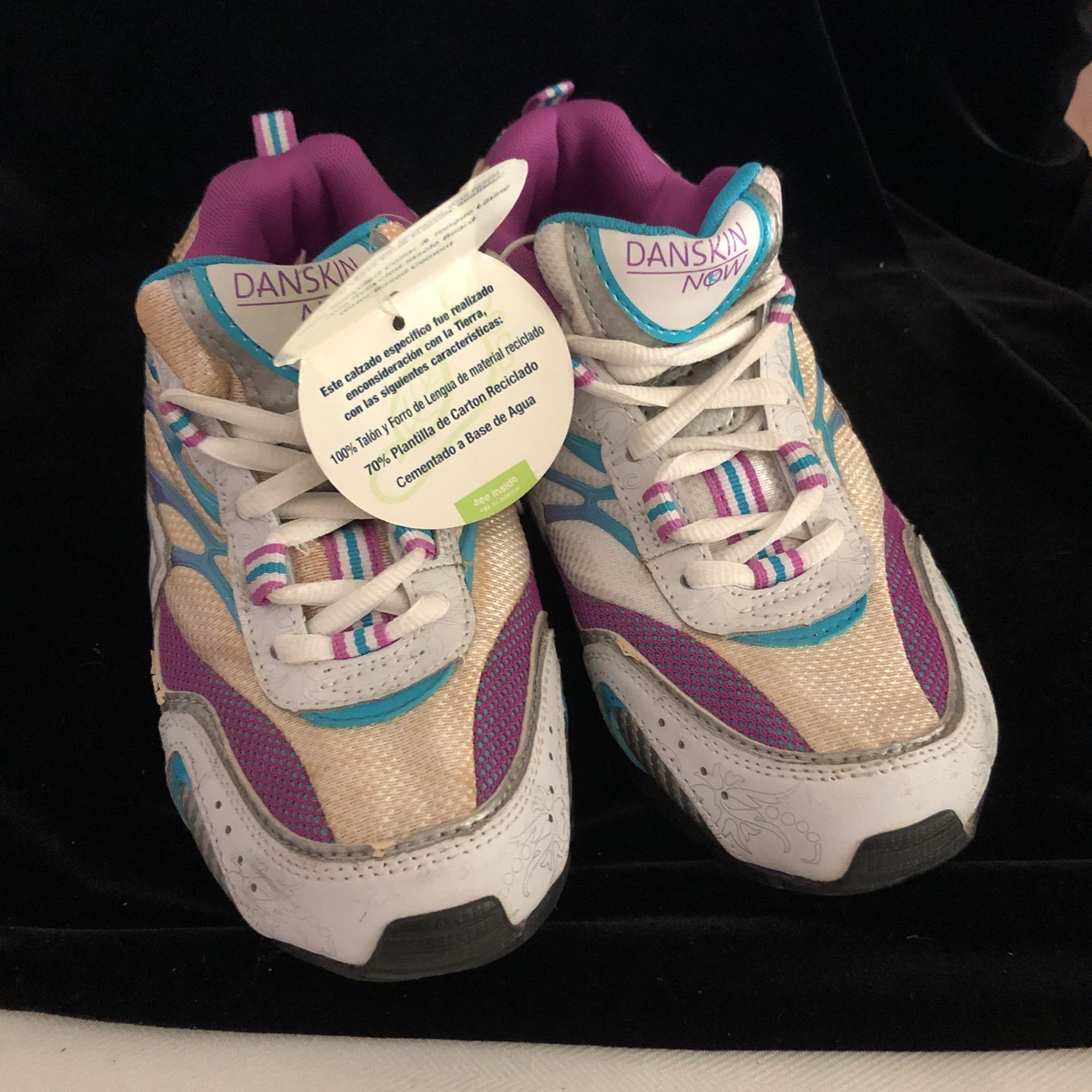 Girls Size 4 Athletic Shoes