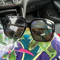 WOMAN GUCCI SUNGLASSES 🕶️ 