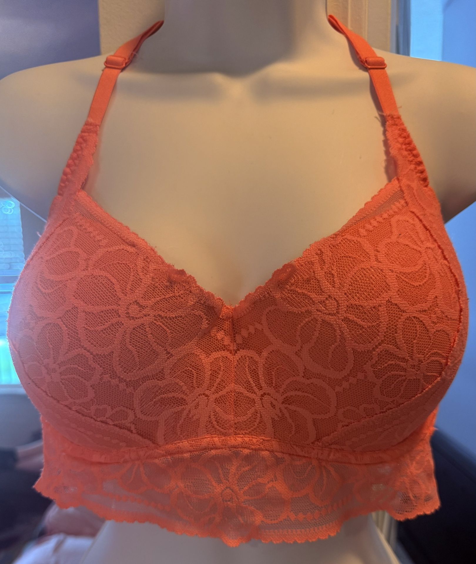 Victoria’s Secret PINK Racerback Bra *SIZE L*