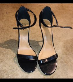  DV Strappy Stilettos (2 Colors Available)