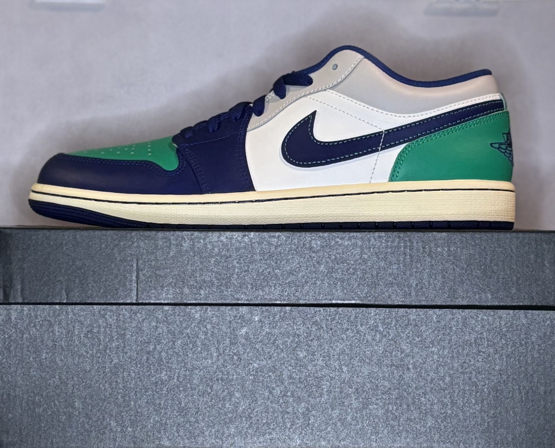 11M Jordan 1 “Rare Air”