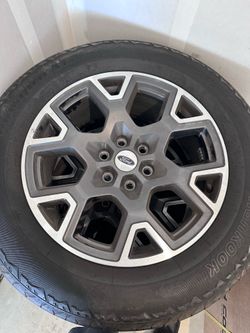 Ford F-150 wheels stock