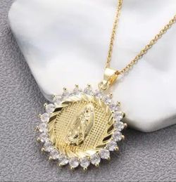 Dije Con Cadena