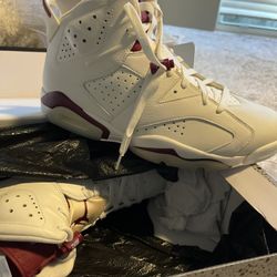 Air Jordan 6 Retro “Maroon” (2015)  Size 11