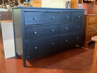 IKEA Hemnes Pitch Black 8-Drawer Dresser