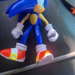 Sonic action Figure Come Buy It !!!