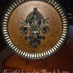 Beautiful Decor Plate $50 Firm PUO 