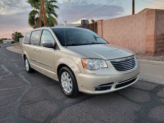 2012 Chrysler Town & Country