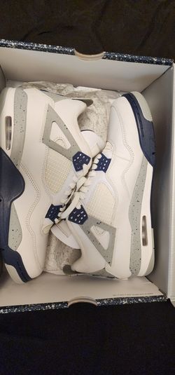 Jordan 4 Midnight Navy