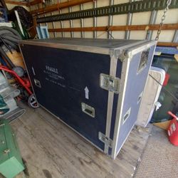 Anvil Large Road Case w/ Casters