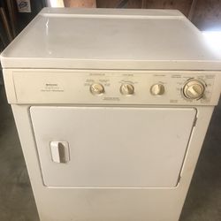 Frigidaire Gas Dryer