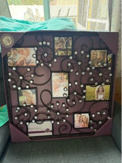 Multi picture photo frame