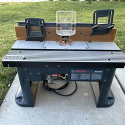 Router Table & Bits