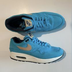 Nike Air Max Sneakers