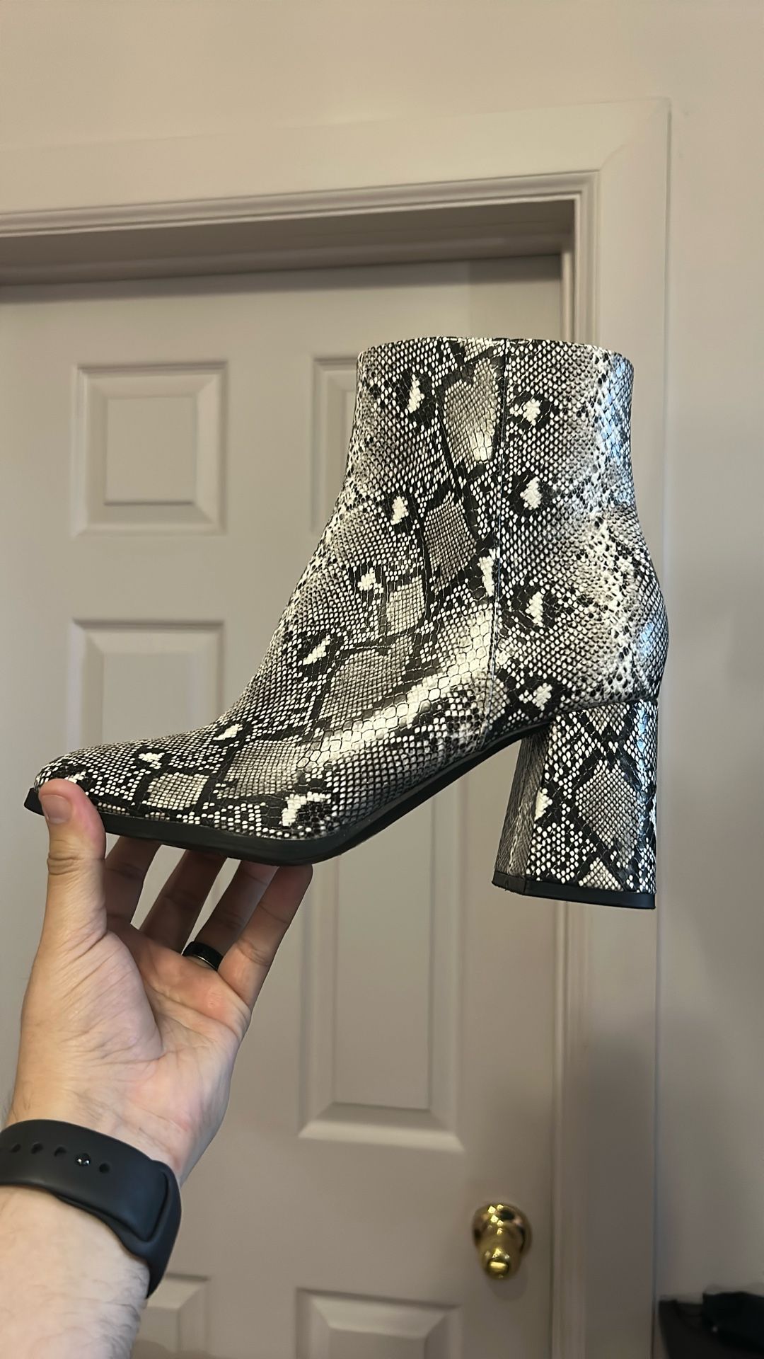Steve Madden Boots