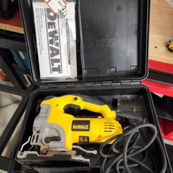 Dewalt Corded Jig Saw DW331