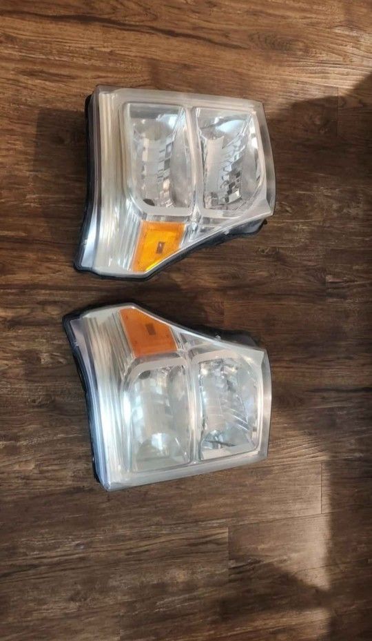2011-2016 Ford F250/F350 Headlight