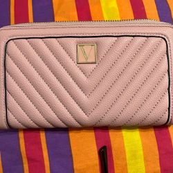 Wallet so beautiful you could put your money credit card insurance