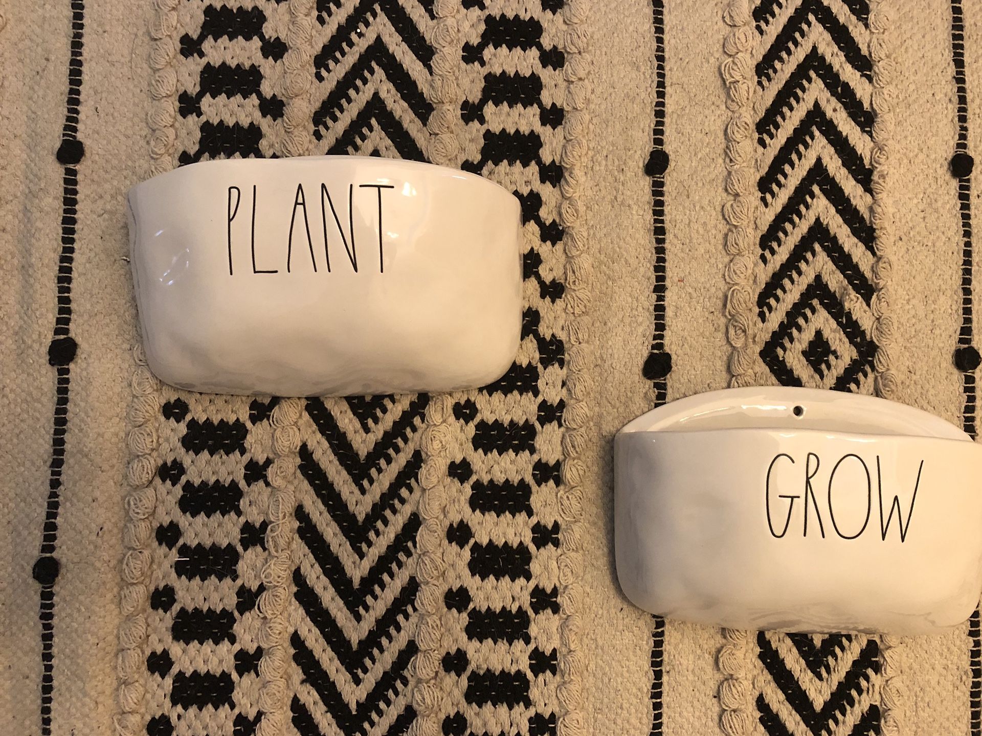 Rae Dunn Dunn ceramic planters 🤍