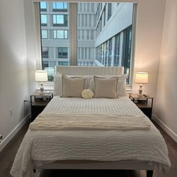 Full size bed + mattrees ( PICK UP ONLY