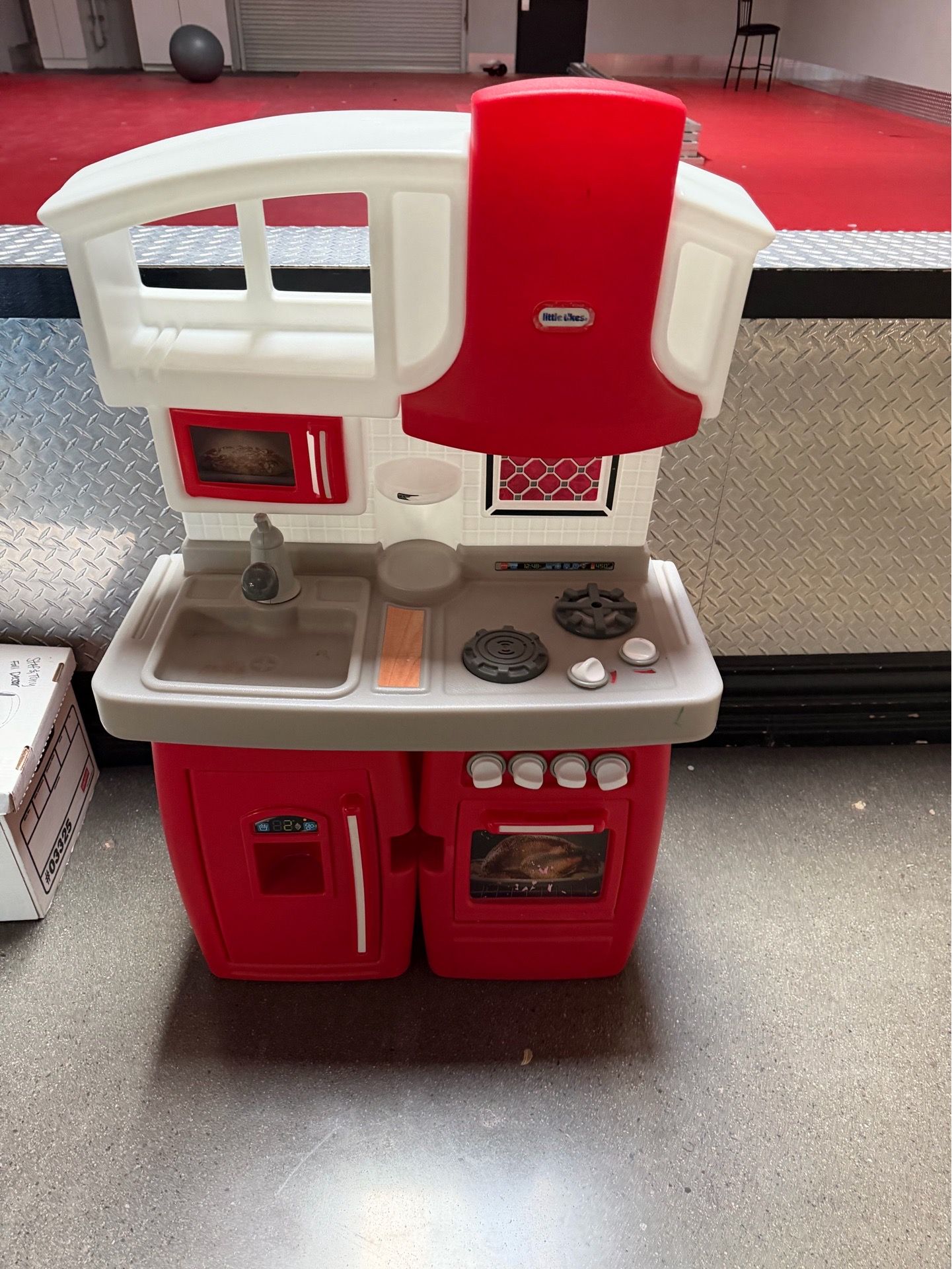Kids play kitchen