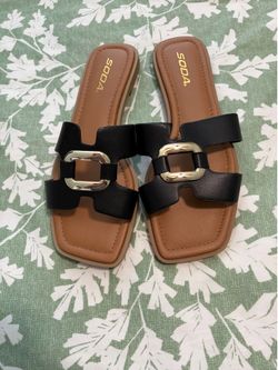 Womens sandals