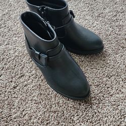 Brand New Girl's Boots - Size 12