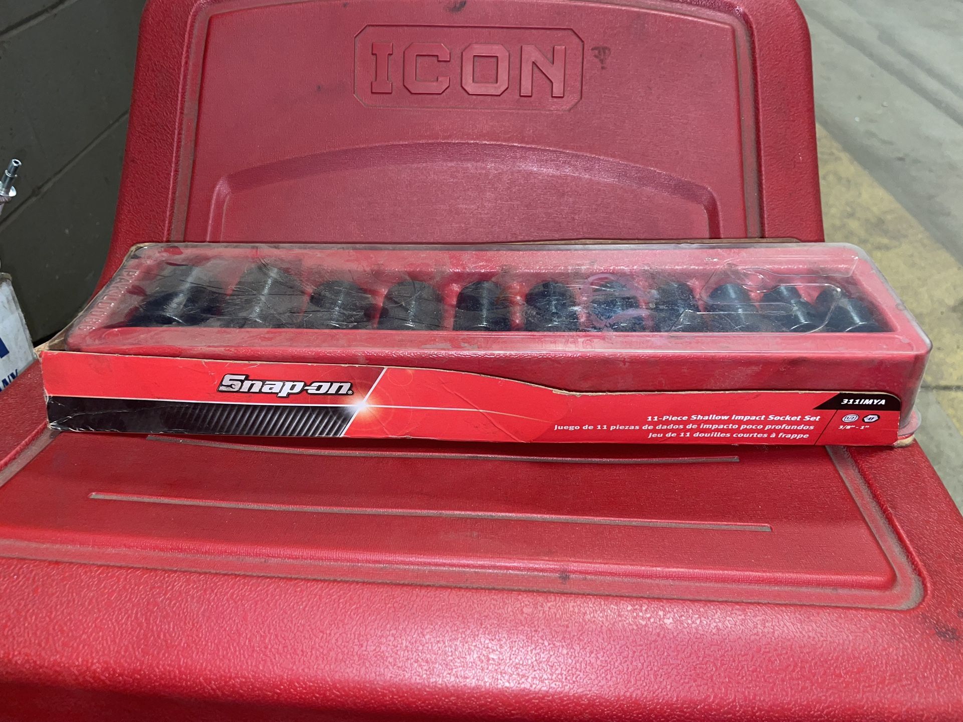Brand New Snap On Sockets