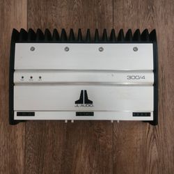 JL Audio 300/4 Amp