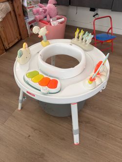 Skip hop baby activity center