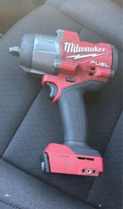 Milwaukee Fuel Cordless Impact Wrench