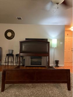 Queen Bedroom Set