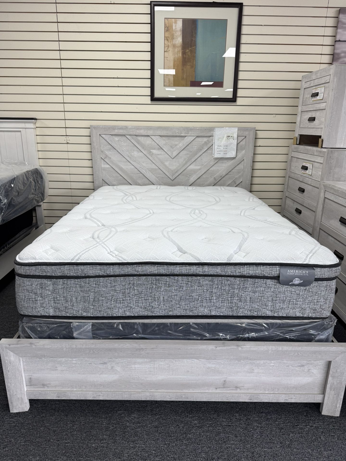 Queen Size Mattress. 🚚WE DELIVER🚚