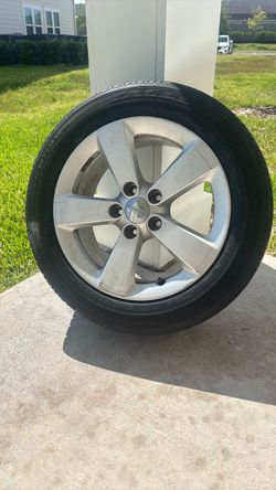 Silver Alloy Wheel with Goodyear Eagle Tire