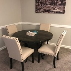 Round 5 Pc Dining Set