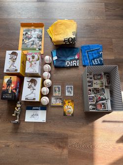 Padres memorabilia (read description)
