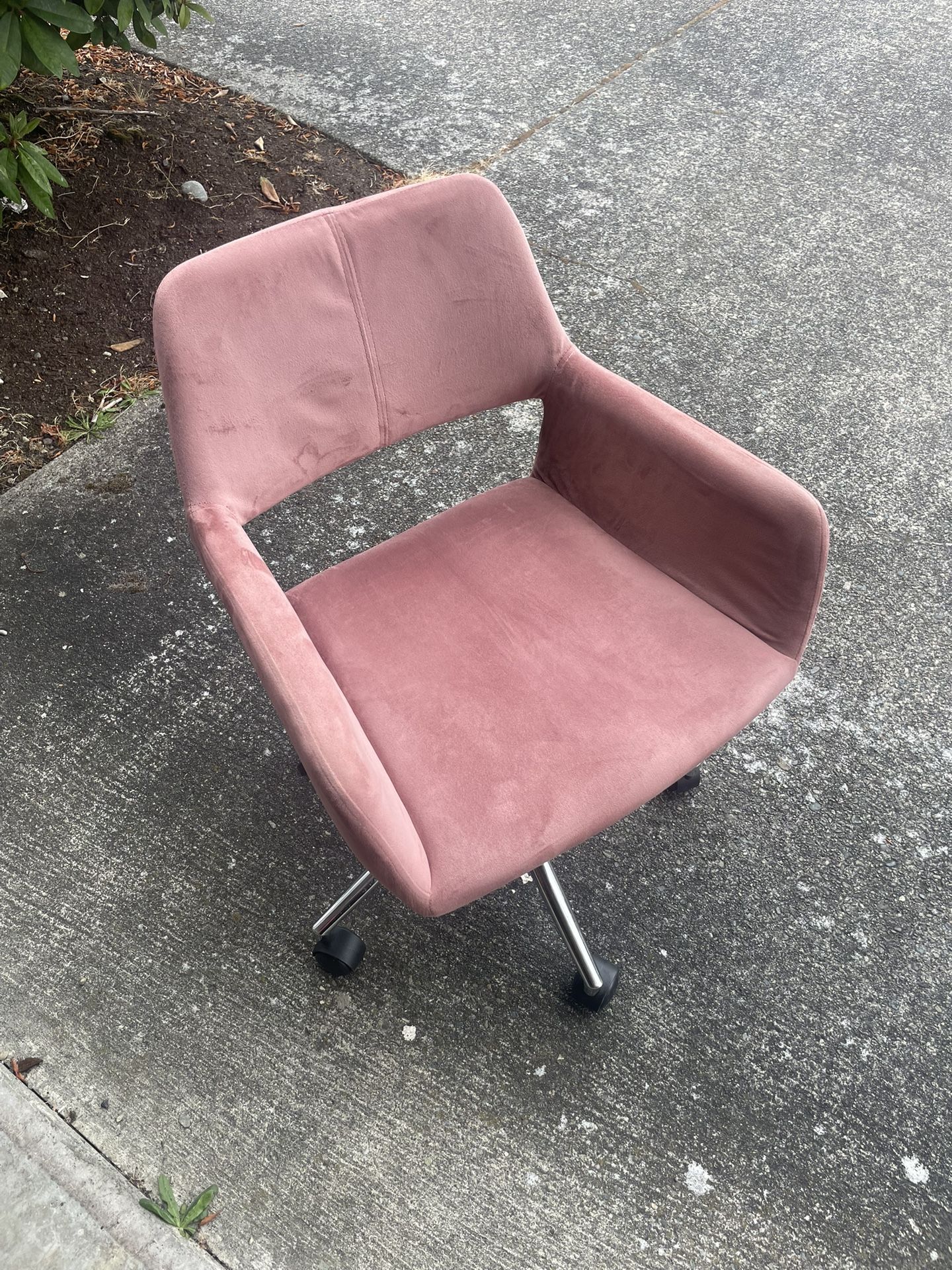 Pink Office Chair