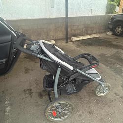 Graco FastAction Fold Jogger stroller