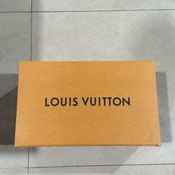 Louis Vuitton Horizon Light Up Speaker QAC000